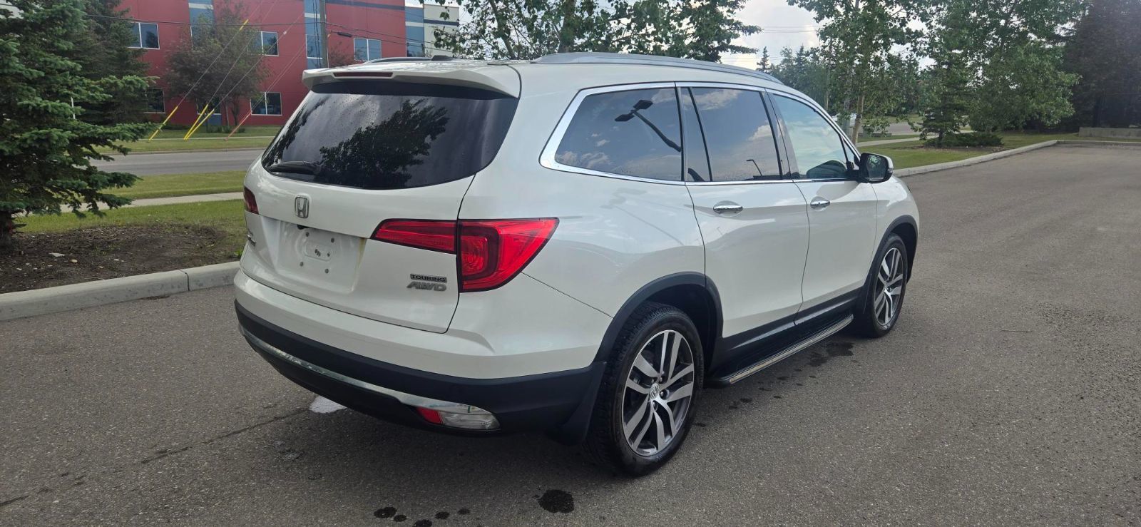 2016 Honda Pilot in Calgary, Alberta