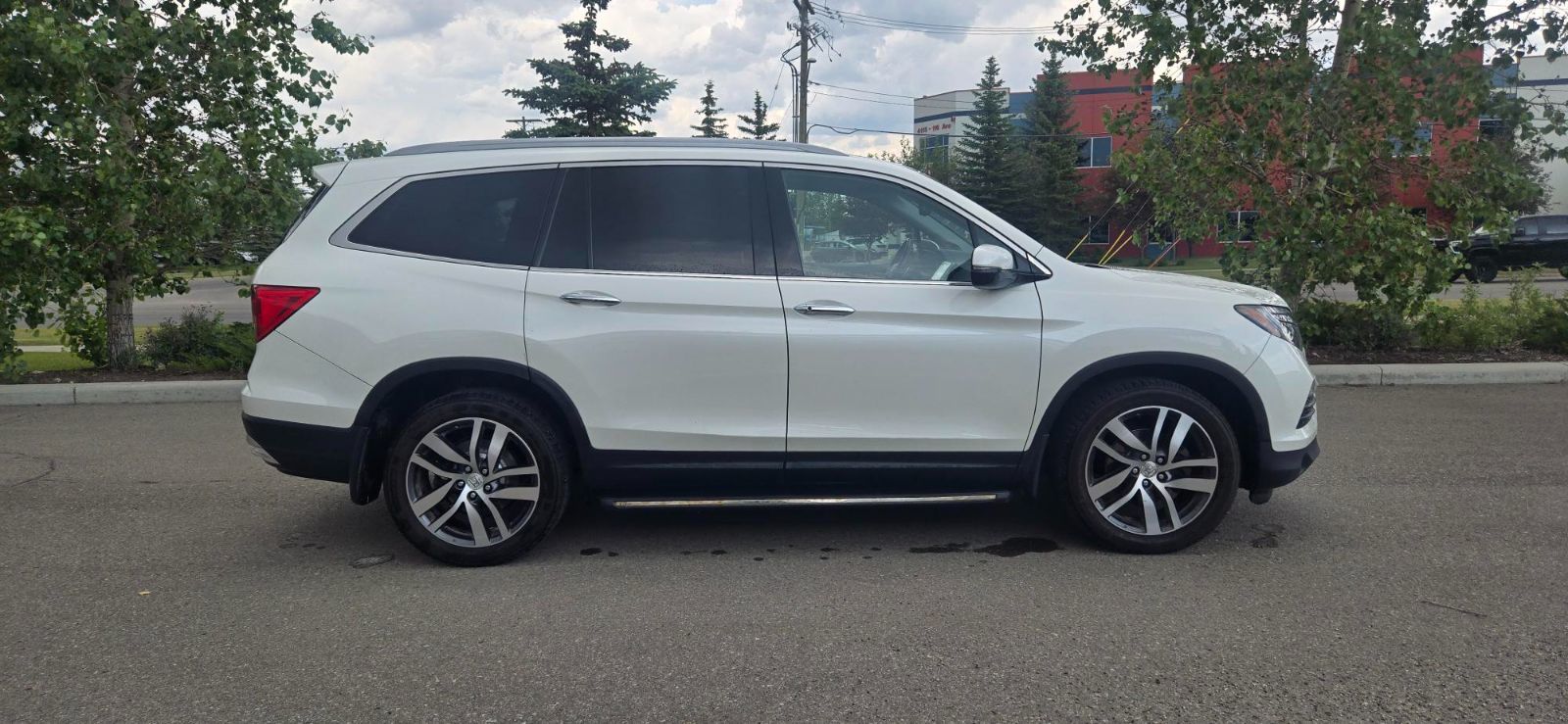 2016 Honda Pilot in Calgary, Alberta