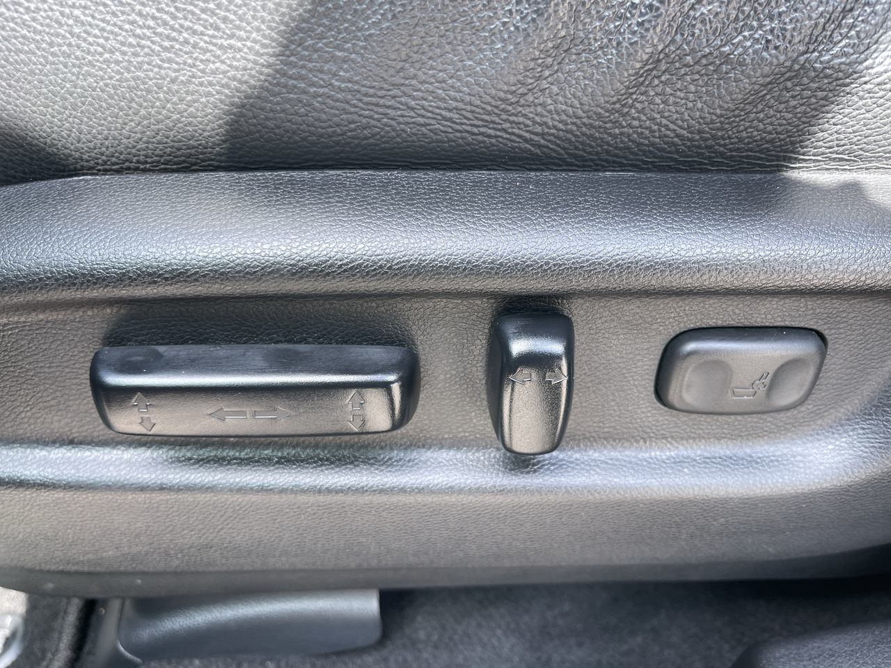 2022 Honda Pilot in Calgary, Alberta