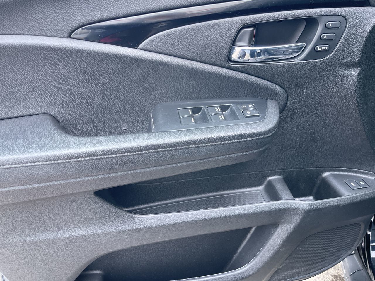 2022 Honda Pilot in Calgary, Alberta