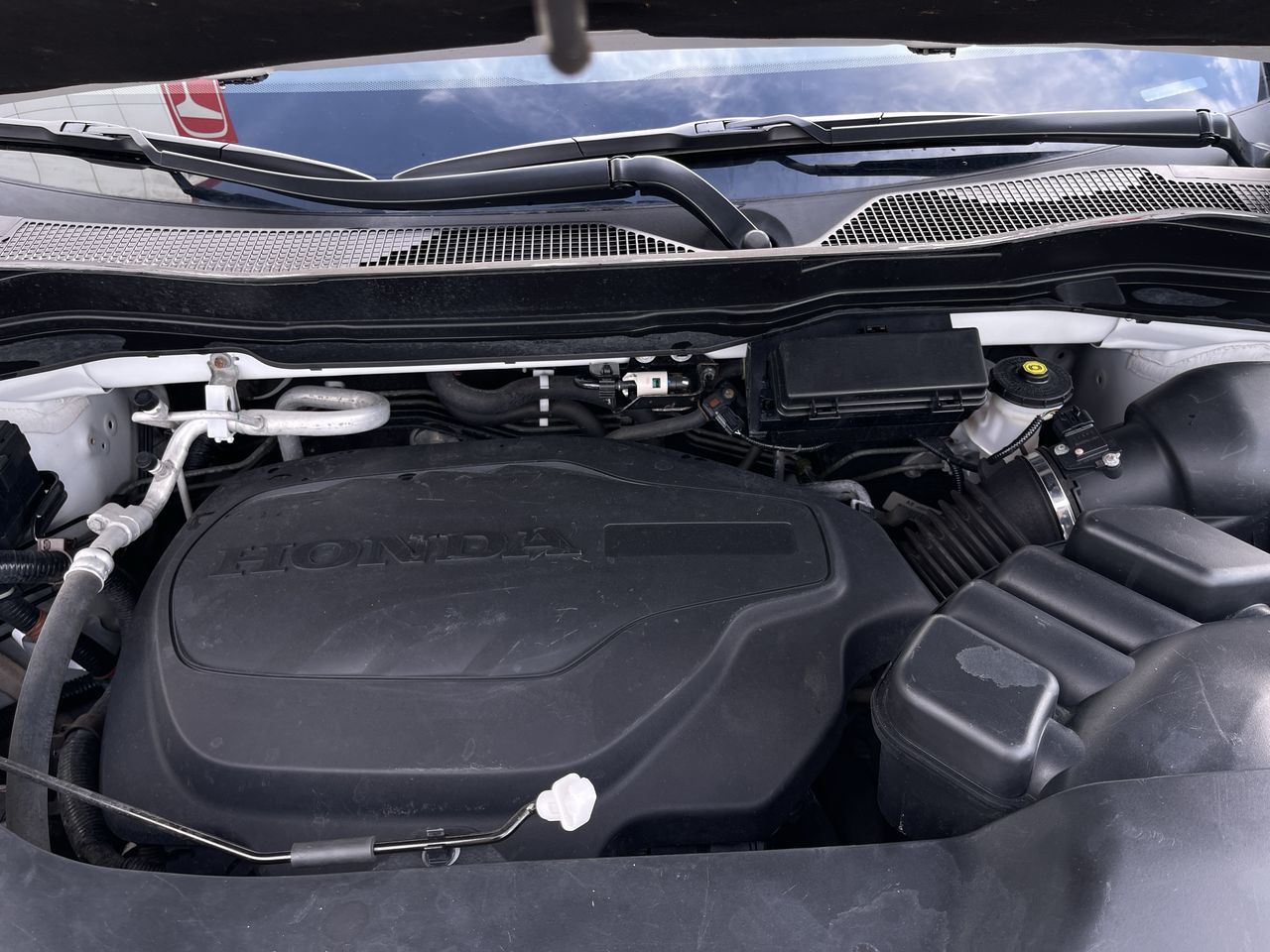 2022 Honda Pilot in Calgary, Alberta