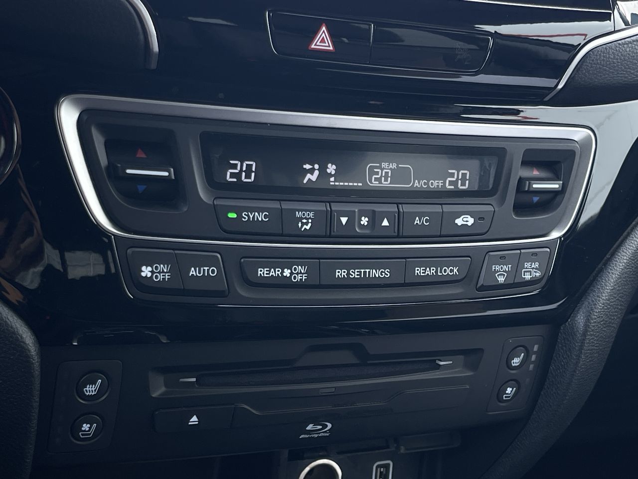 2022 Honda Pilot in Calgary, Alberta