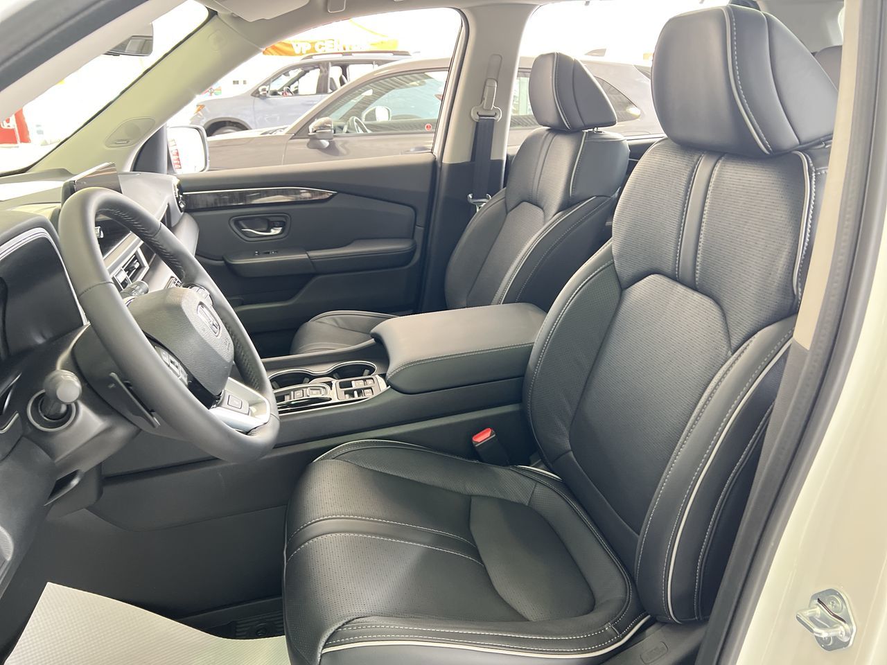 2025 Honda Pilot in Calgary, Alberta