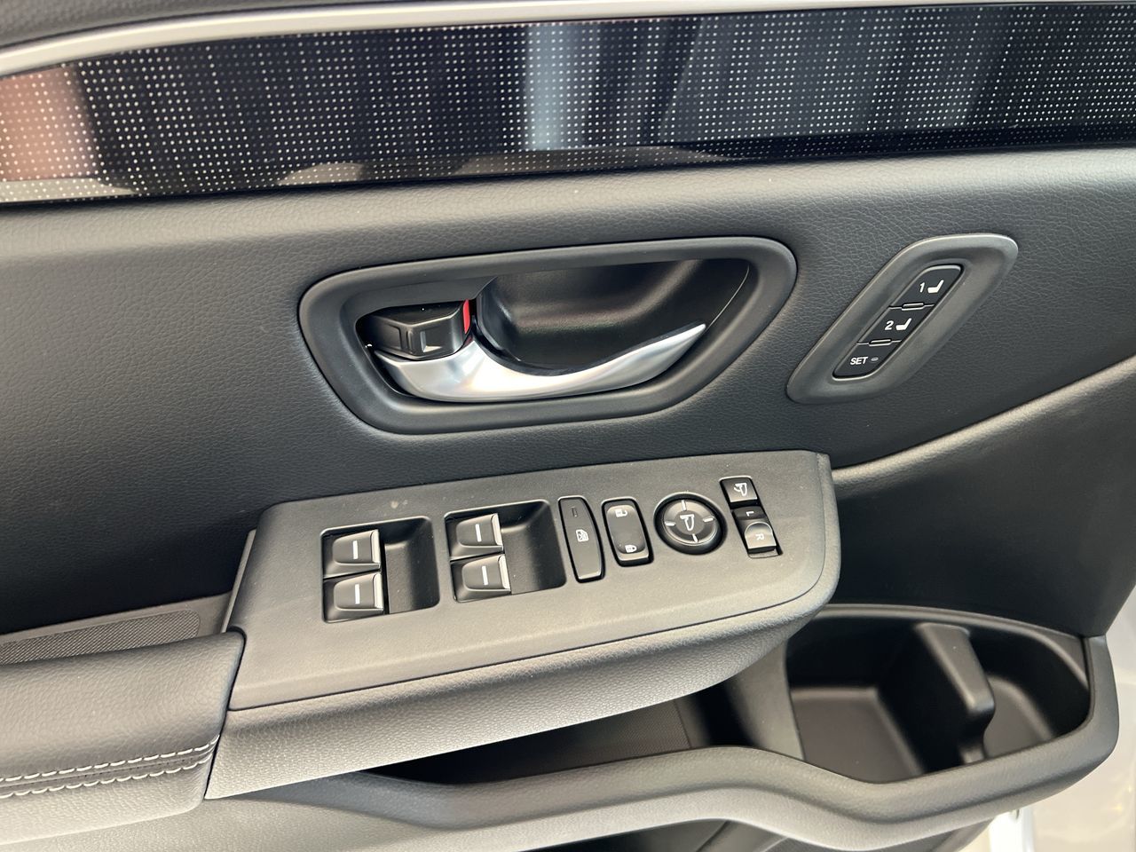 2025 Honda Pilot in Calgary, Alberta