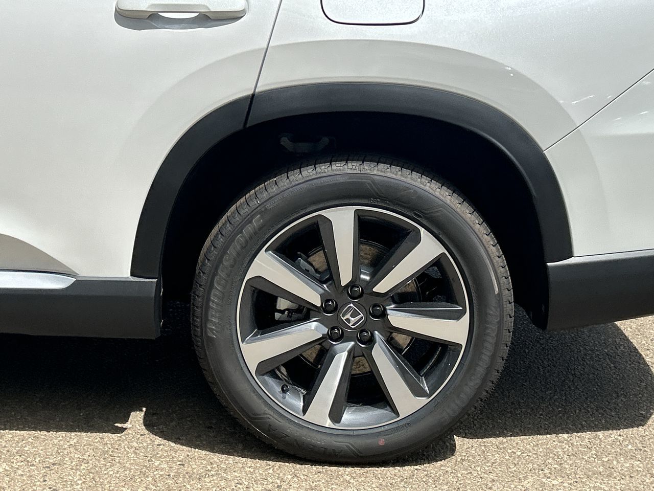 2025 Honda Pilot in Calgary, Alberta