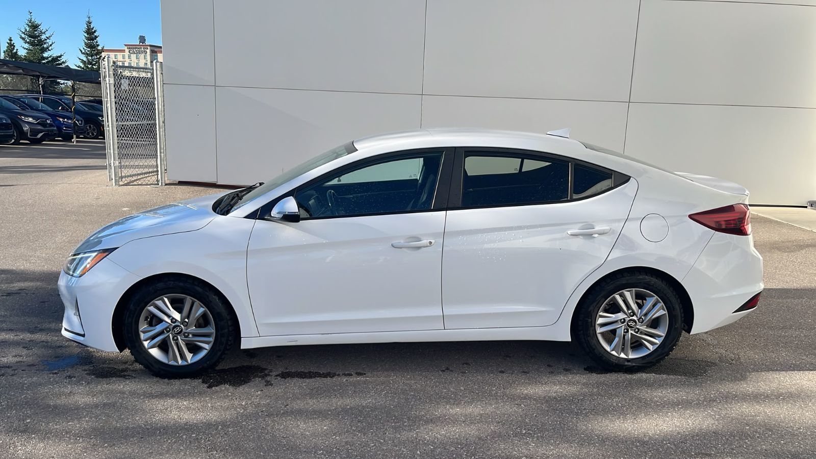 Photo 2019 Hyundai Elantra GT Preferred, Heated Seats/Steering, Carplay #2