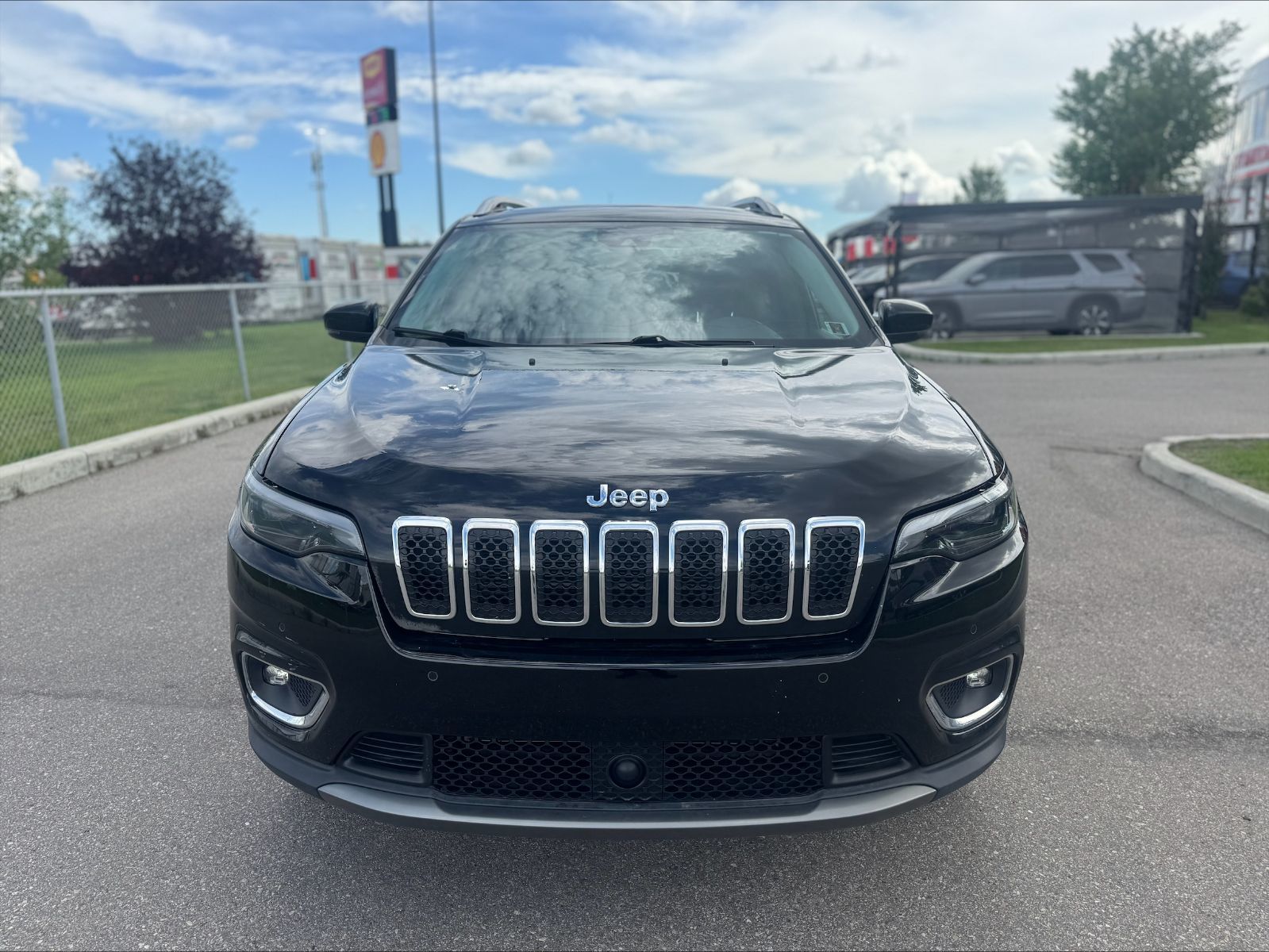 2019 Jeep Cherokee in Calgary, Alberta