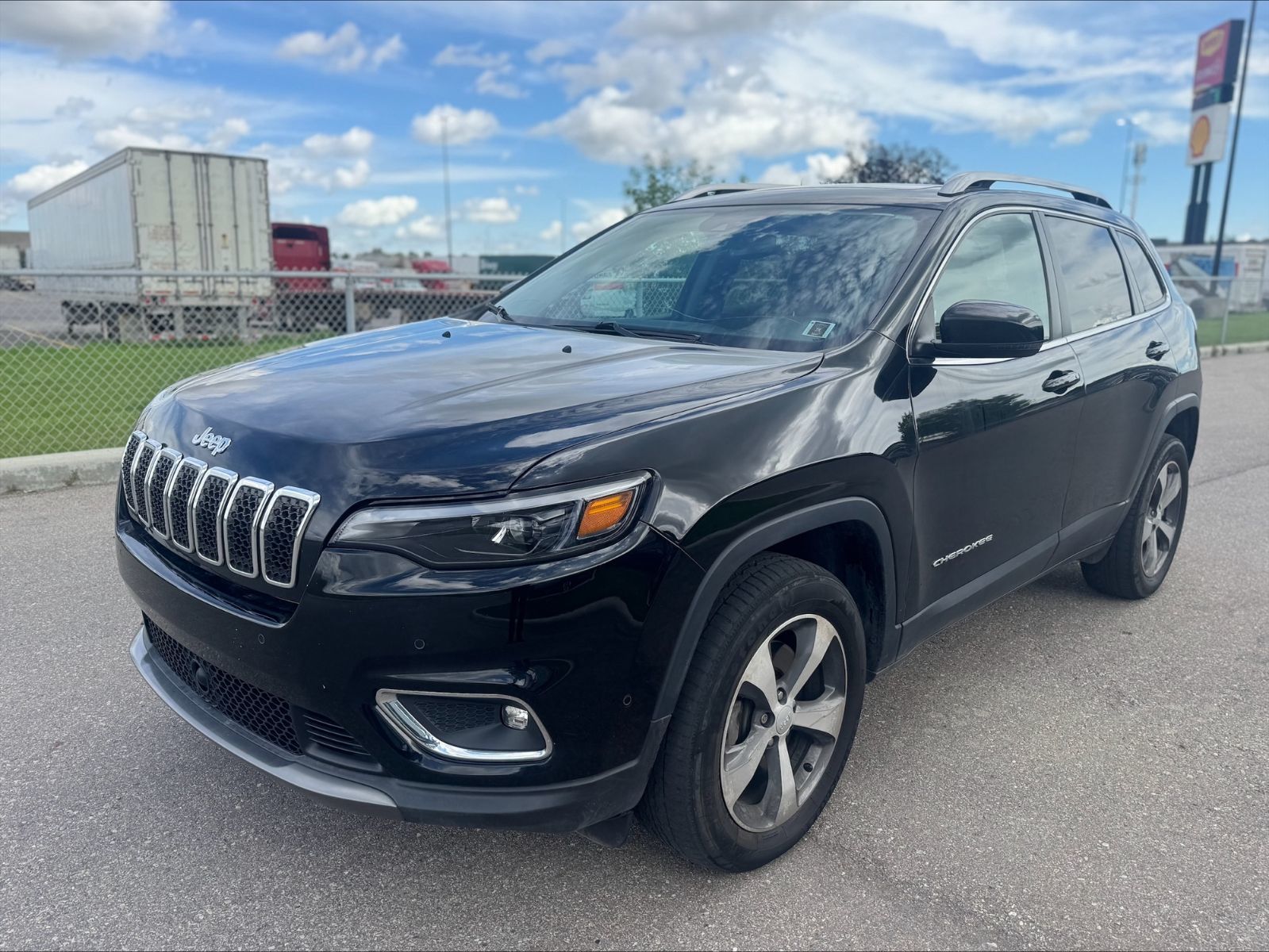 2019 Jeep Cherokee in Calgary, Alberta