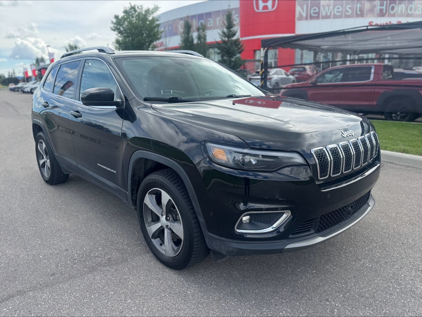 2019 Jeep Cherokee in Calgary, Alberta