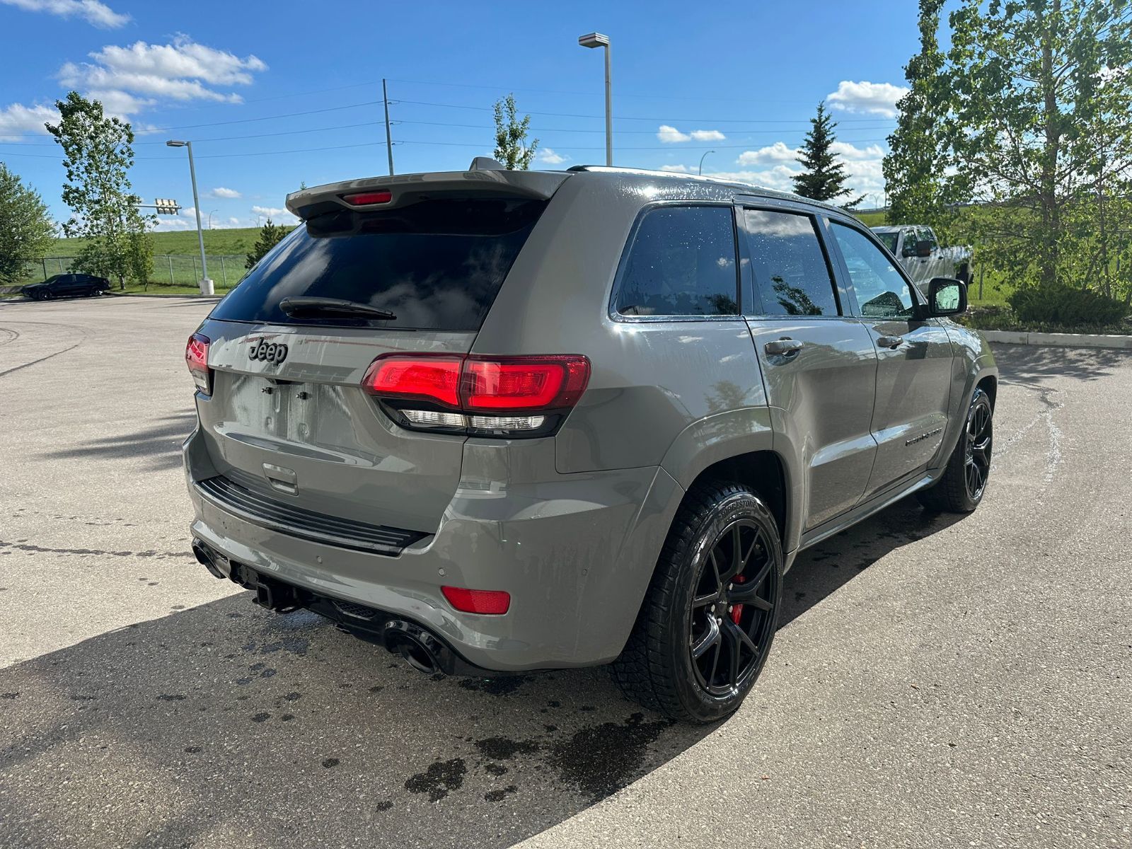 2021 Jeep Grand Cherokee 4X4 in Calgary, Alberta