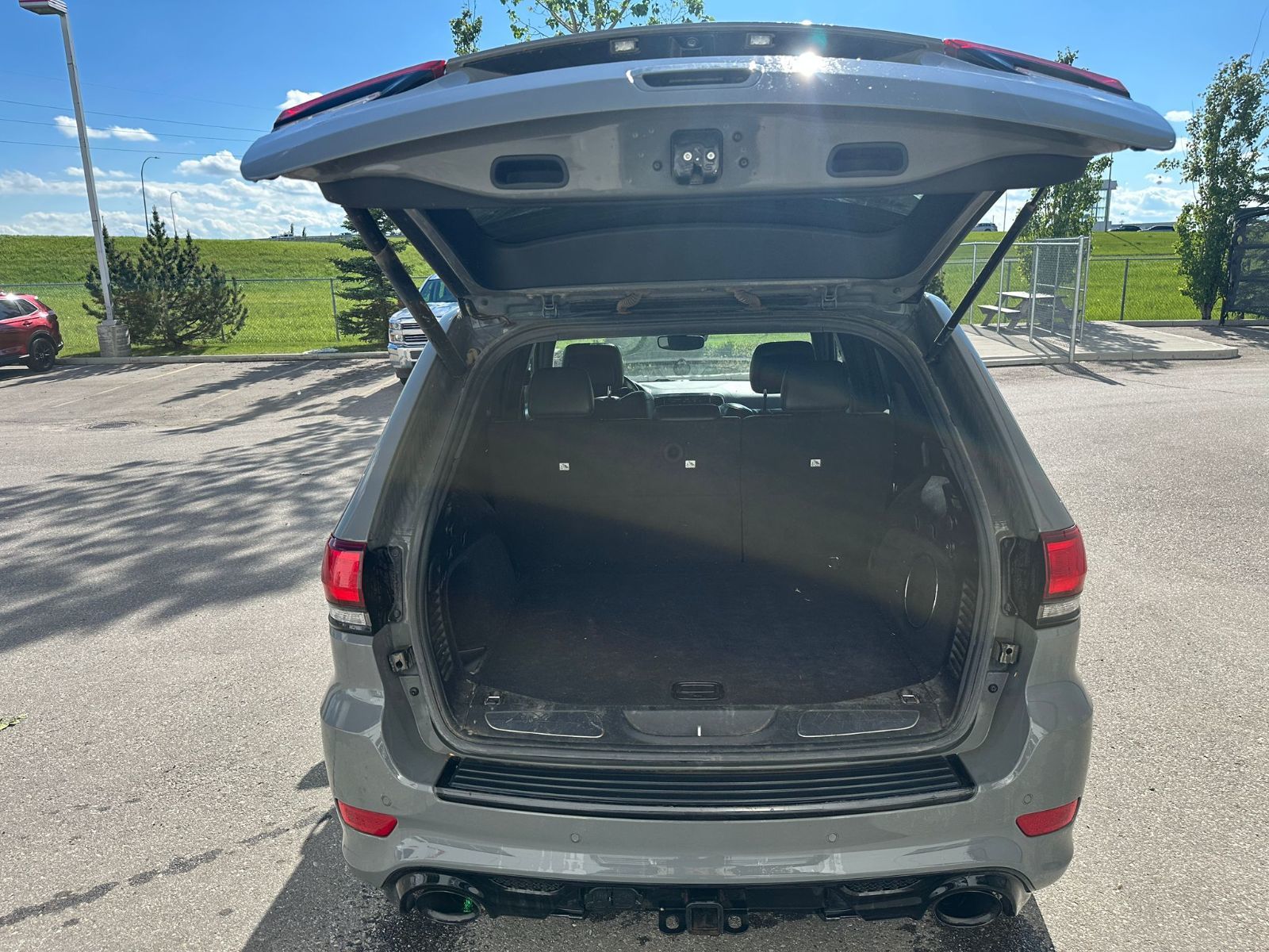 2021 Jeep Grand Cherokee 4X4 in Calgary, Alberta