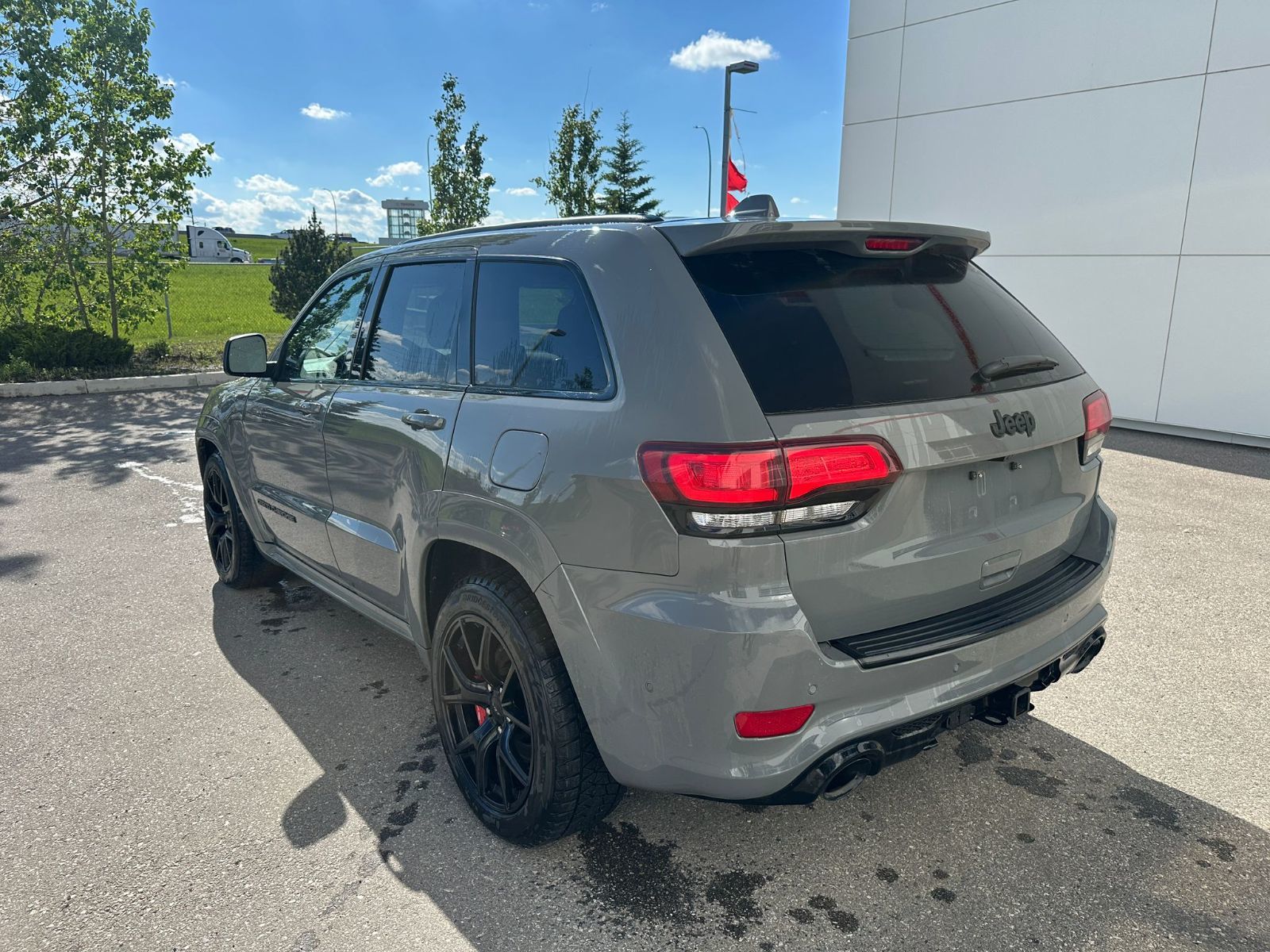 2021 Jeep Grand Cherokee 4X4 in Calgary, Alberta