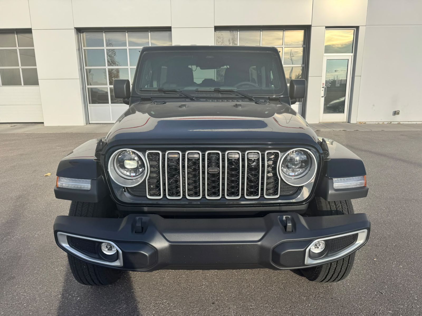 Photo 2026 Jeep Wrangler Sahara 4 Door 4x4 #8