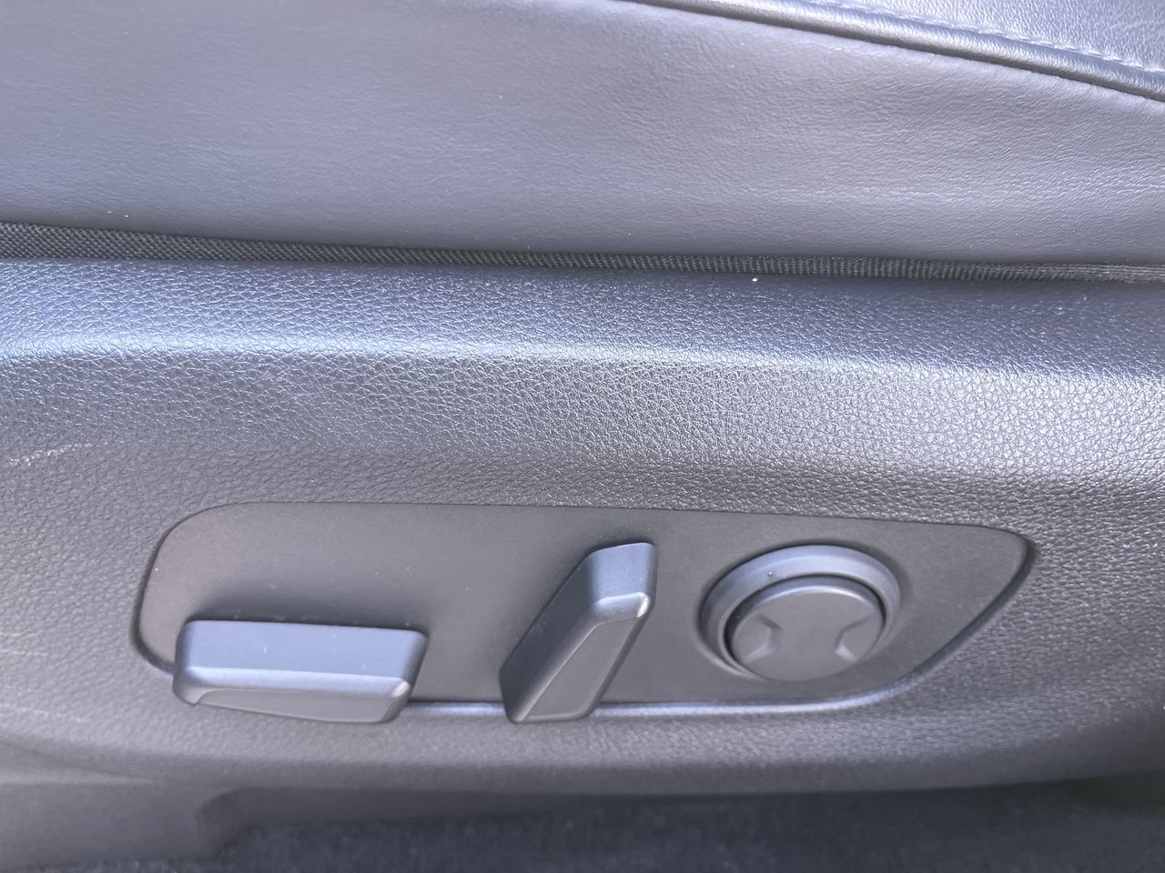 2022 Kia Carnival in Calgary, Alberta