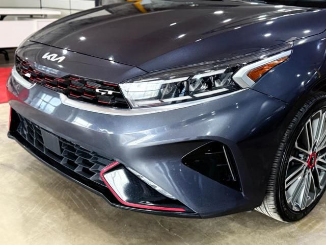 Kia FORTE 5  2023 à Calgary, Alberta
