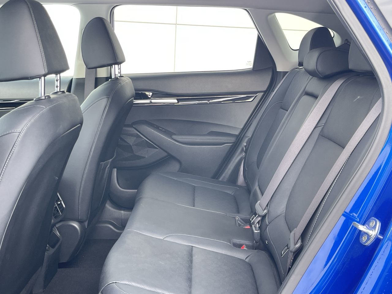 2023 Kia Seltos in Calgary, Alberta