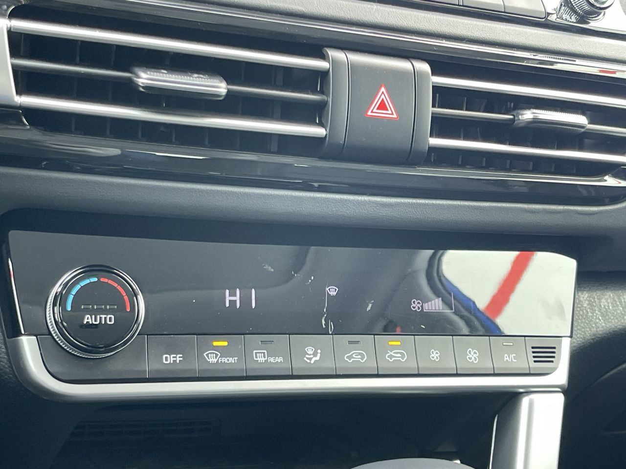 2023 Kia Seltos in Calgary, Alberta