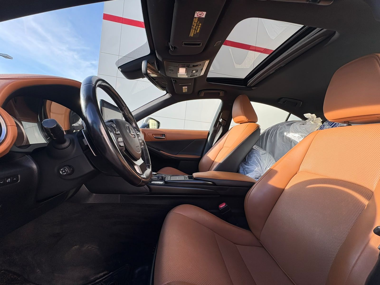 2021 Lexus IS