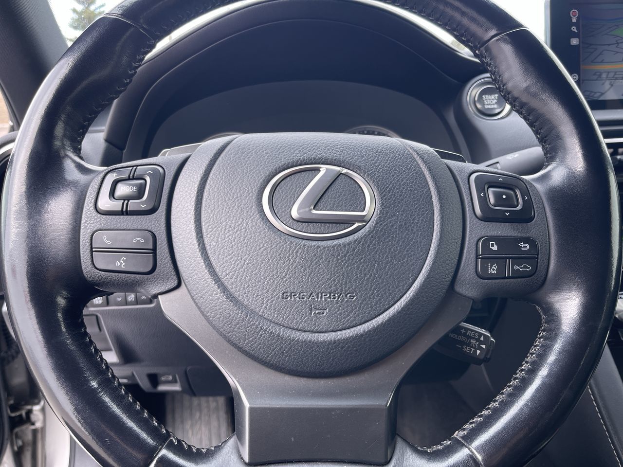 Lexus IS  2022 à Calgary, Alberta