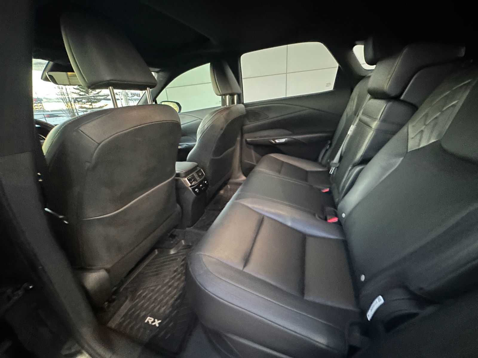 Lexus RXh  2023 à Calgary, Alberta