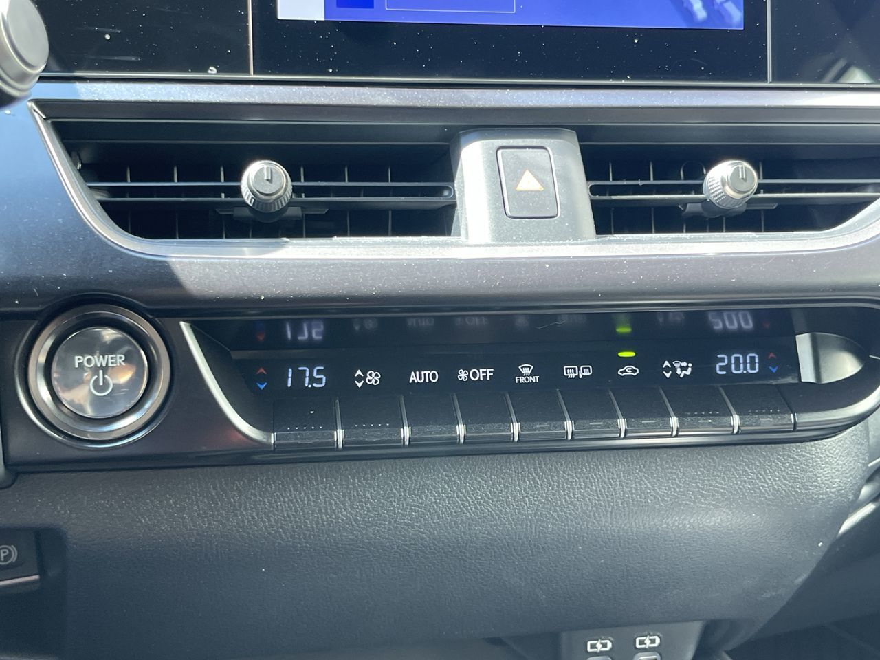 2025 Lexus UXh