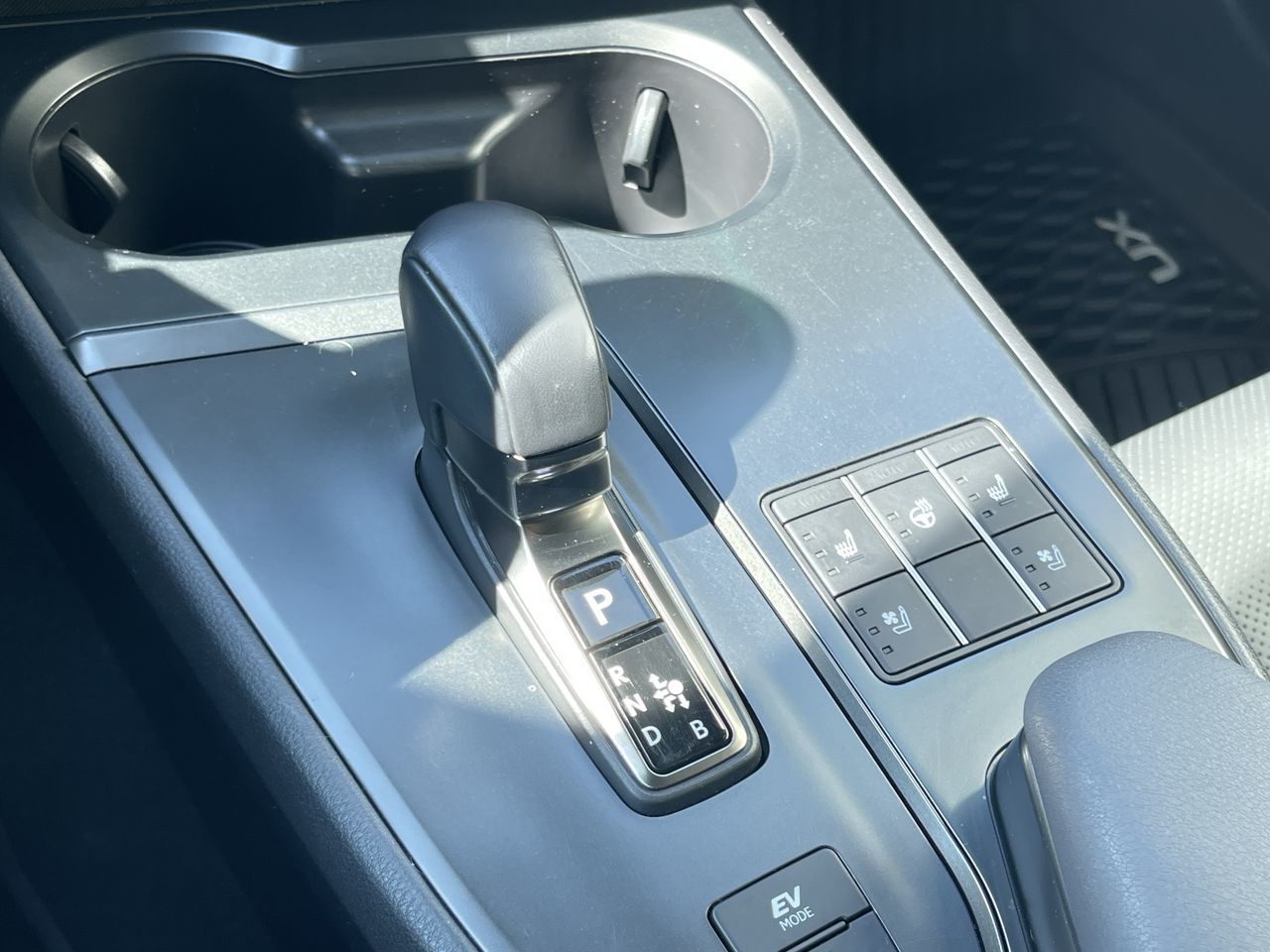 2025 Lexus UXh