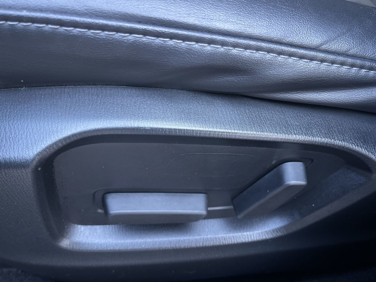 2021 Mazda CX-5 in Calgary, Alberta