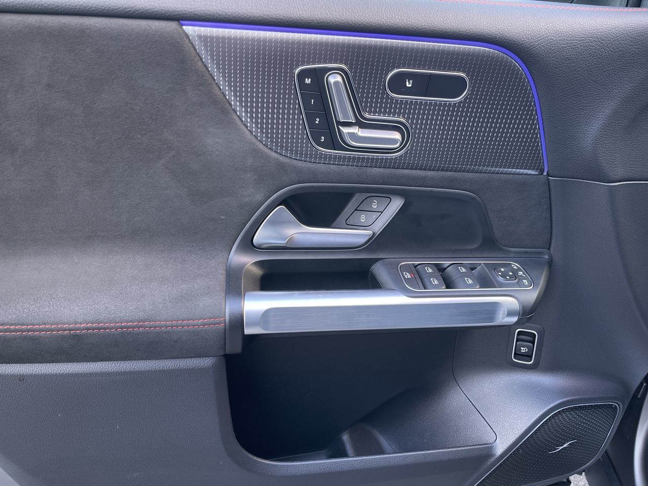 2023 Mercedes-Benz EQB350