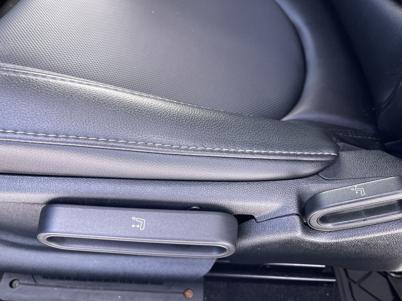 2018 MINI 3 Door in Calgary, Alberta