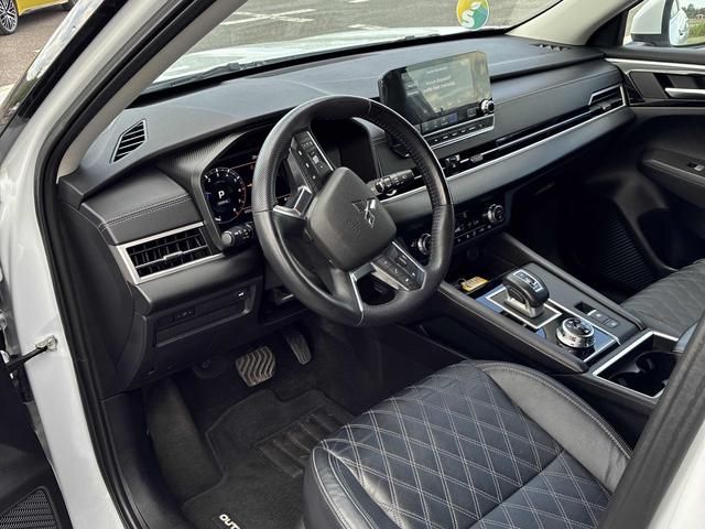 2023 Mitsubishi Outlander