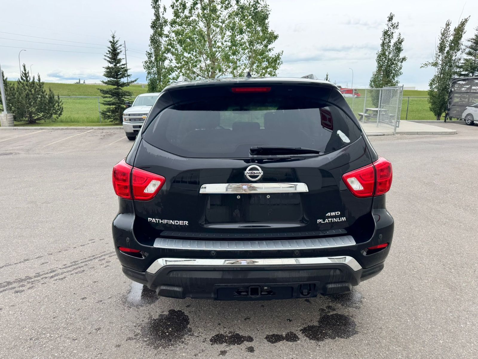 2017 Nissan Pathfinder in Calgary, Alberta