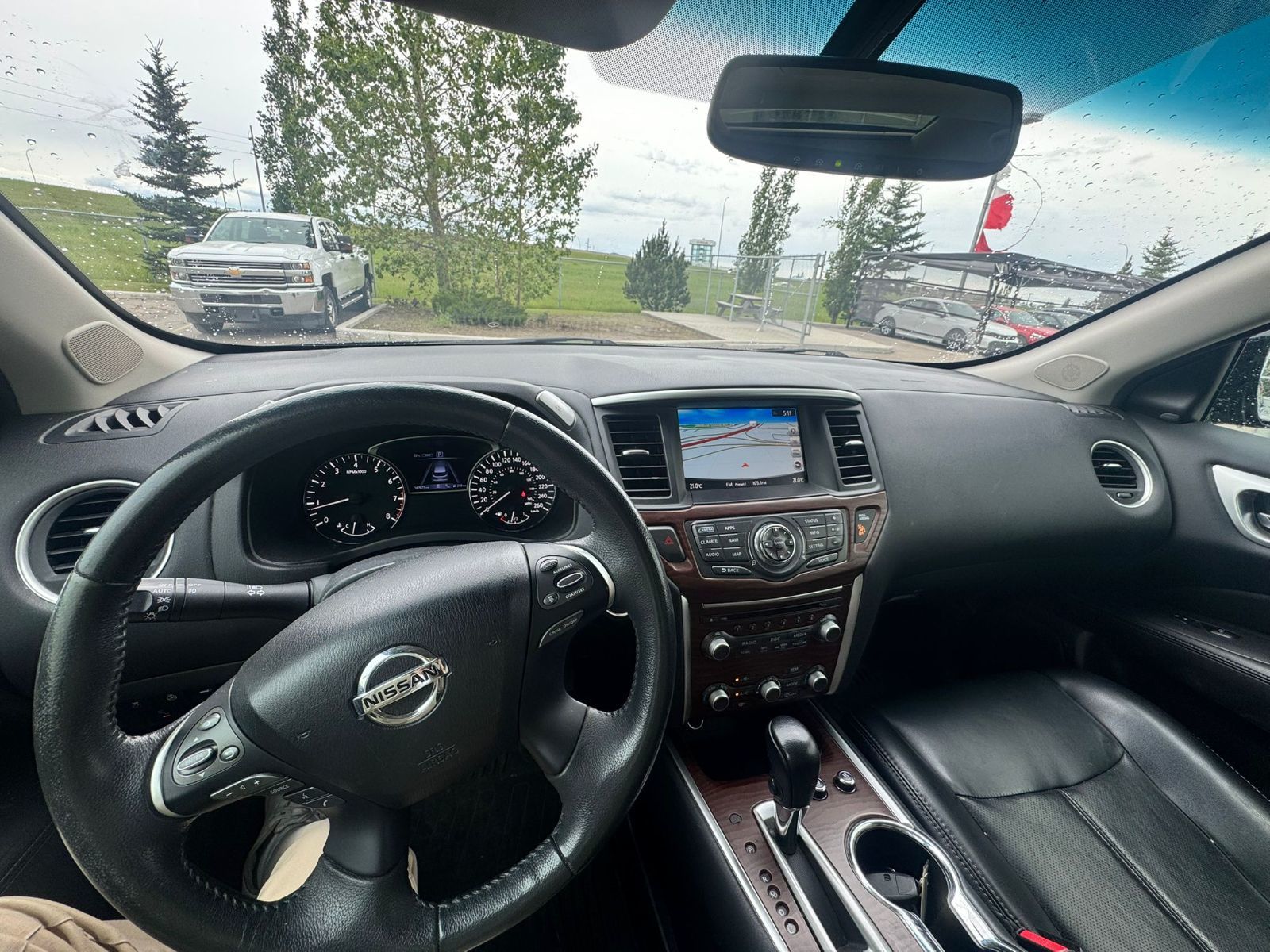 2017 Nissan Pathfinder in Calgary, Alberta