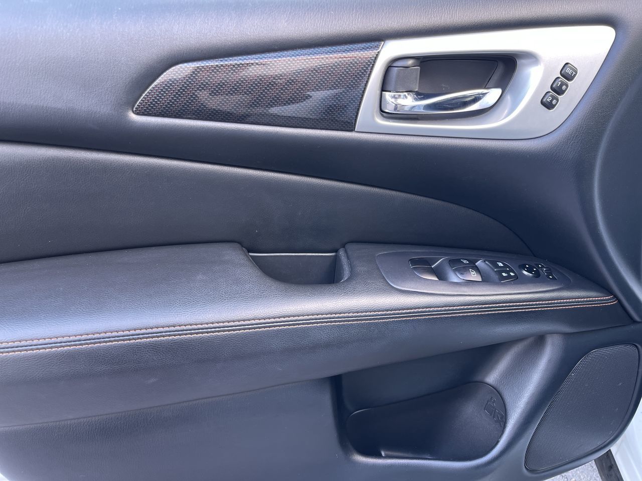 2020 Nissan Pathfinder in Calgary, Alberta