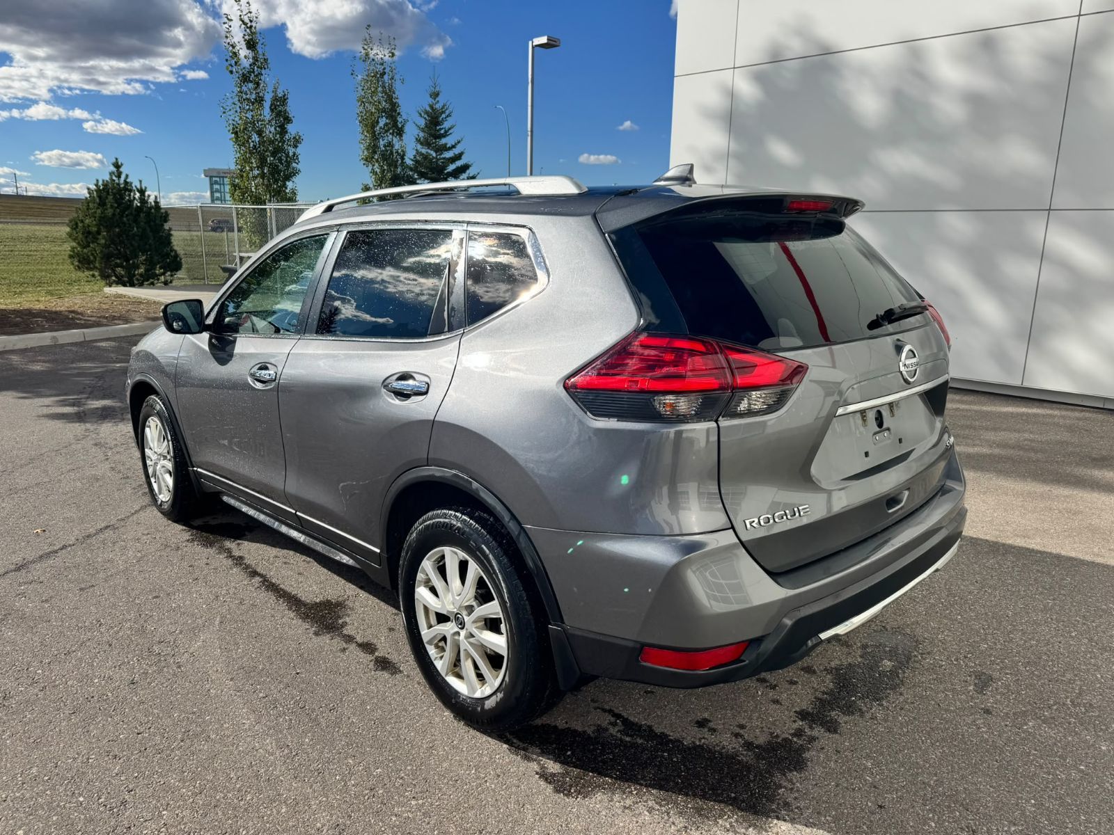 Nissan Rogue  2017 à Calgary, Alberta