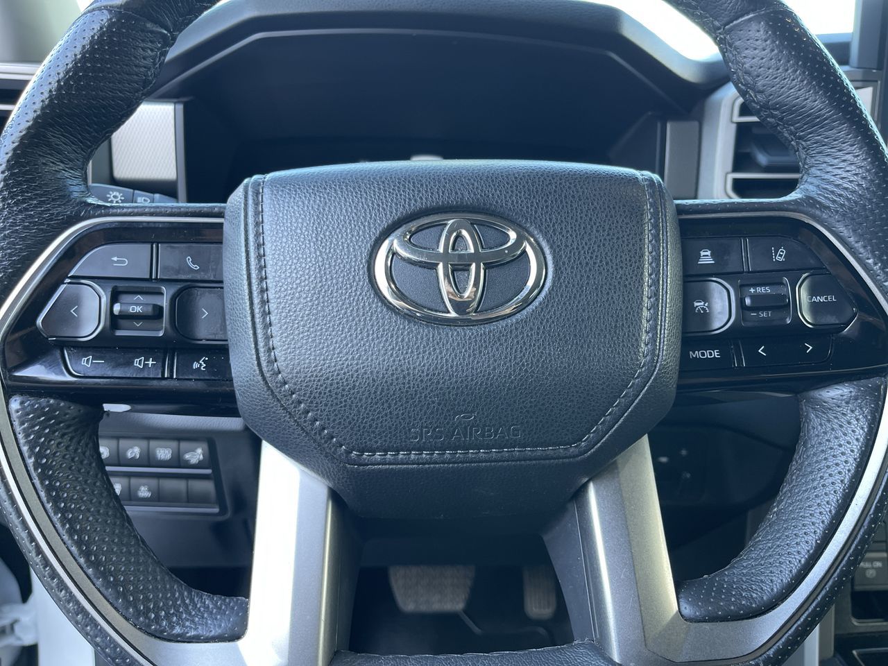 Toyota Tundra Hybrid  2023 à Calgary, Alberta