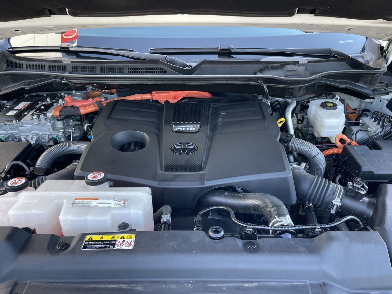 Toyota Tundra Hybrid  2023 à Calgary, Alberta