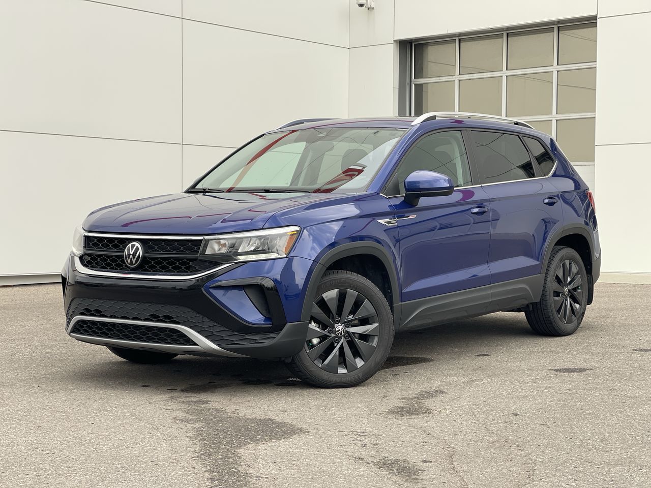 Volkswagen Taos  2023 à Calgary, Alberta
