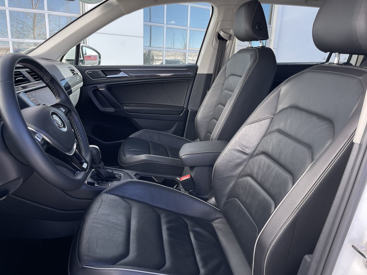 Volkswagen Tiguan  2021 à Calgary, Alberta