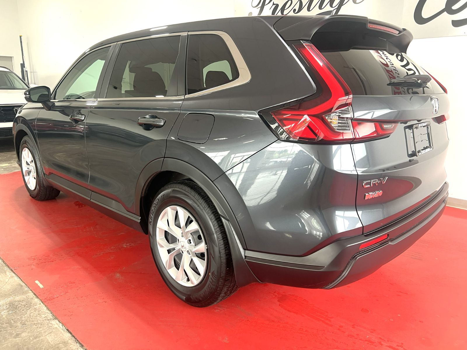 Photo 2023 Honda CR-V LX #3