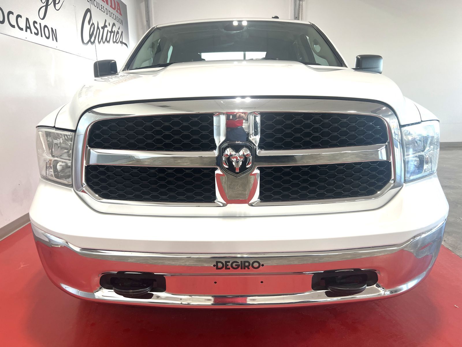 Photo 2023 Ram 1500 CLASSIC SLT #5