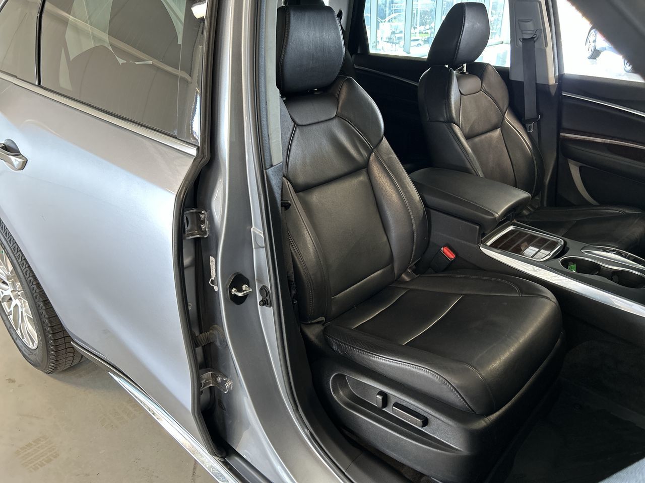 Acura MDX  2018