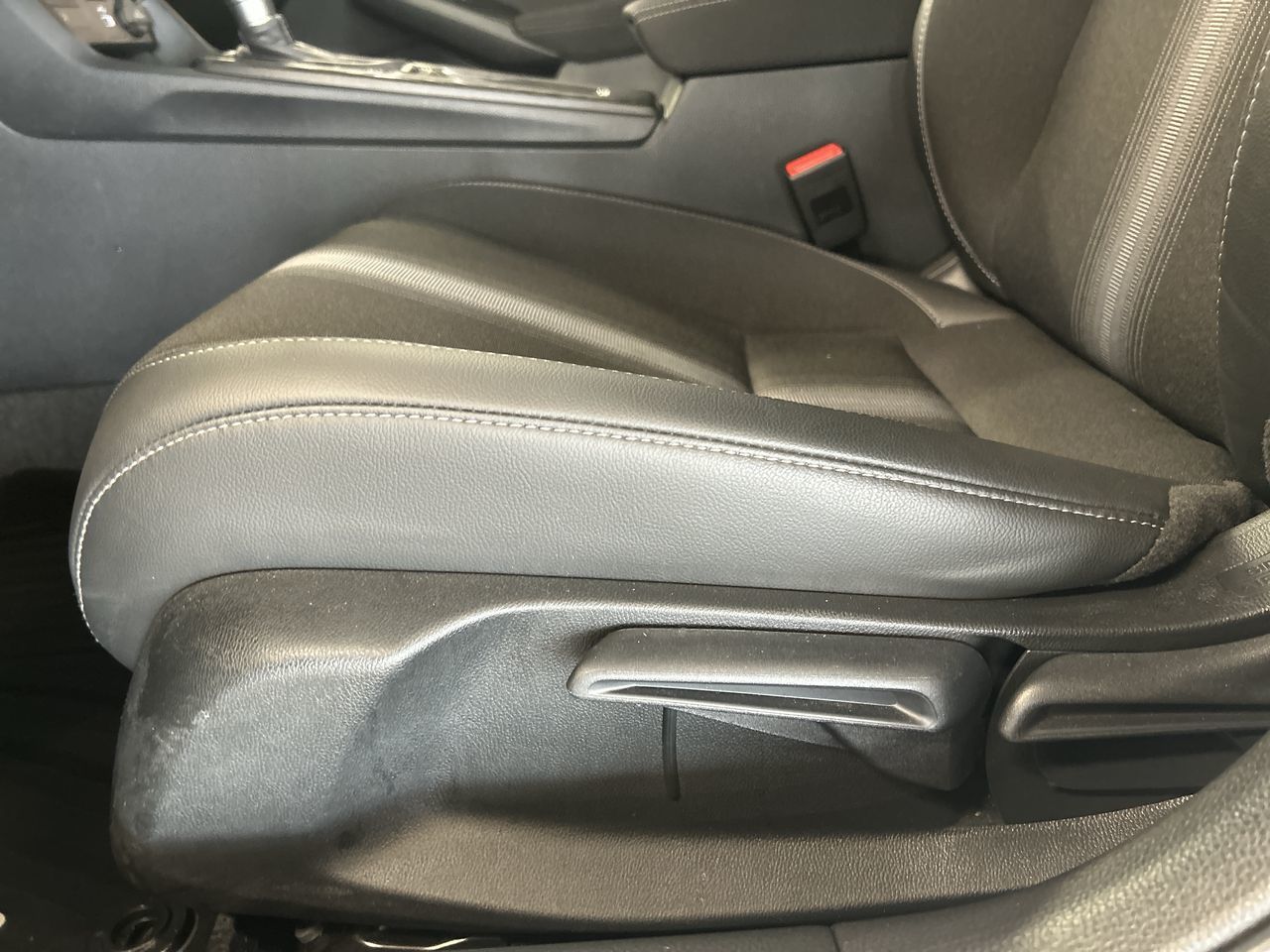 Honda Civic Hatchback  2024 à Dorval, Québec