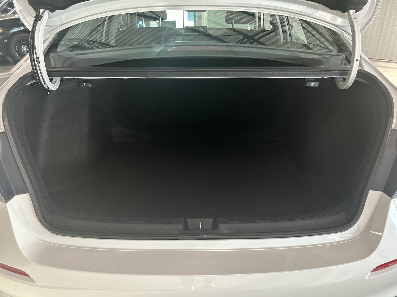 2023 Honda CIVIC SDN LX