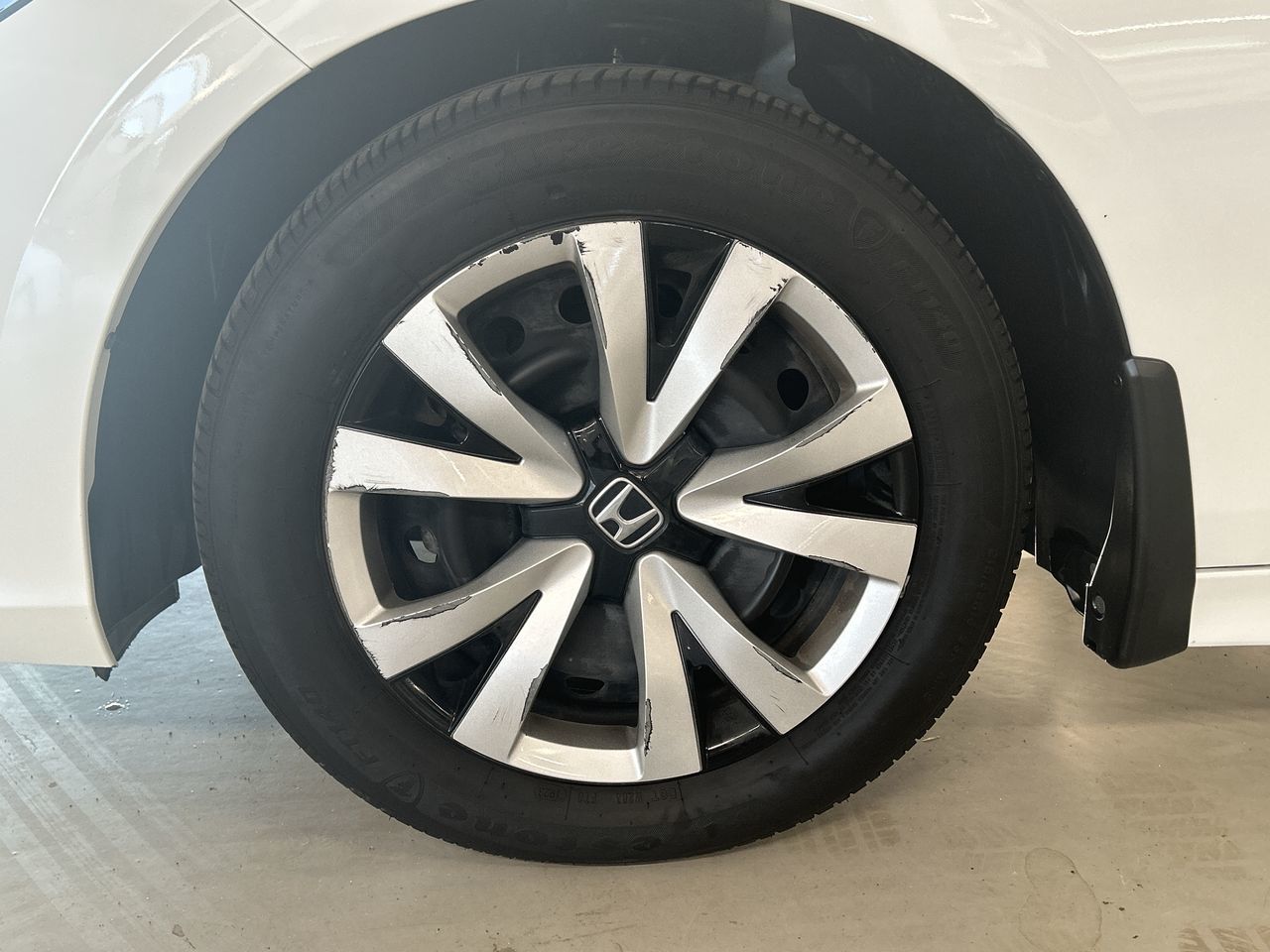 2023 Honda CIVIC SDN LX