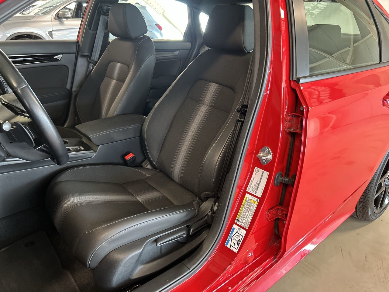 Honda Civic Sedan Hybrid  2025