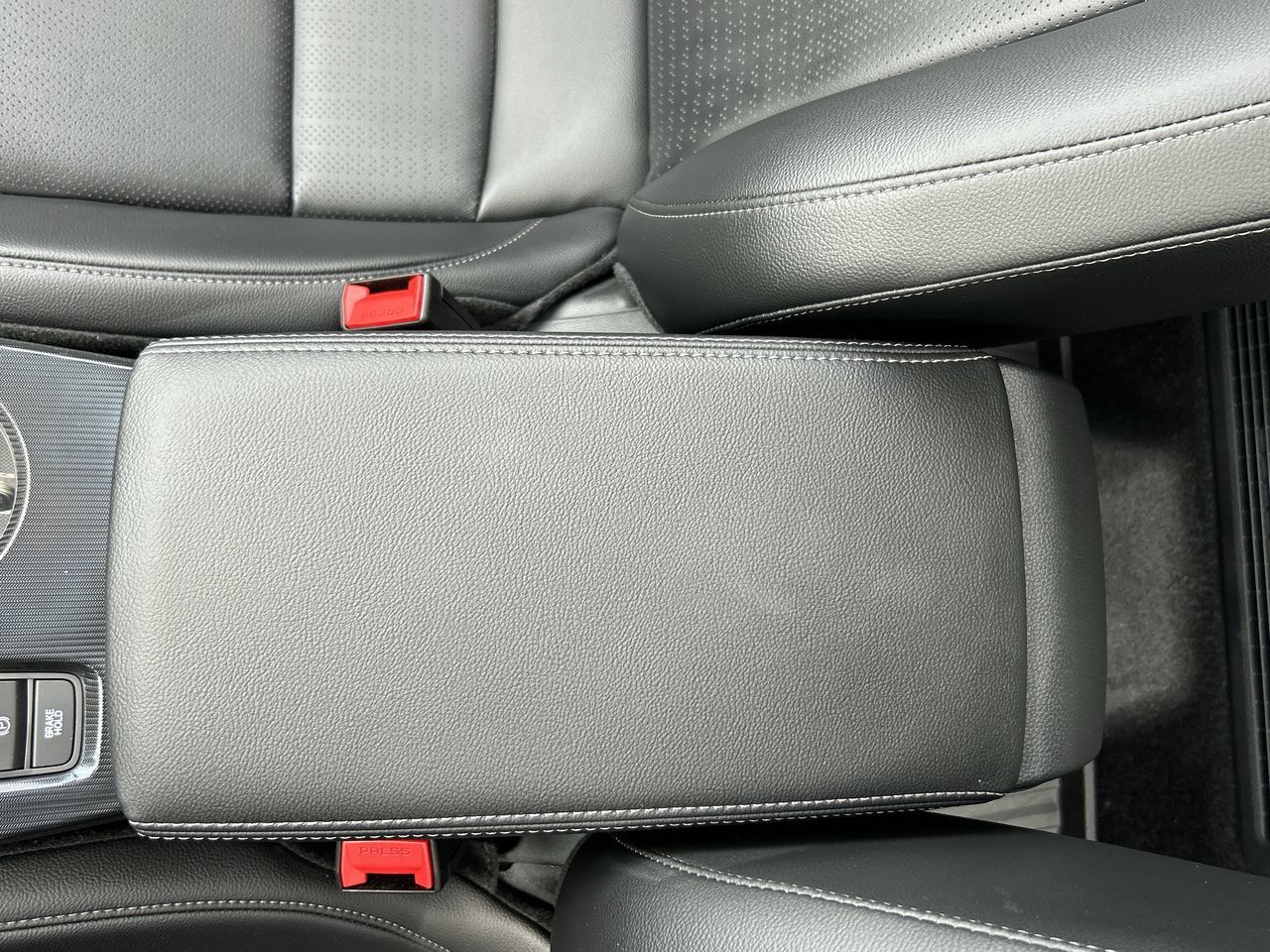 Honda Civic Sedan Hybrid  2025