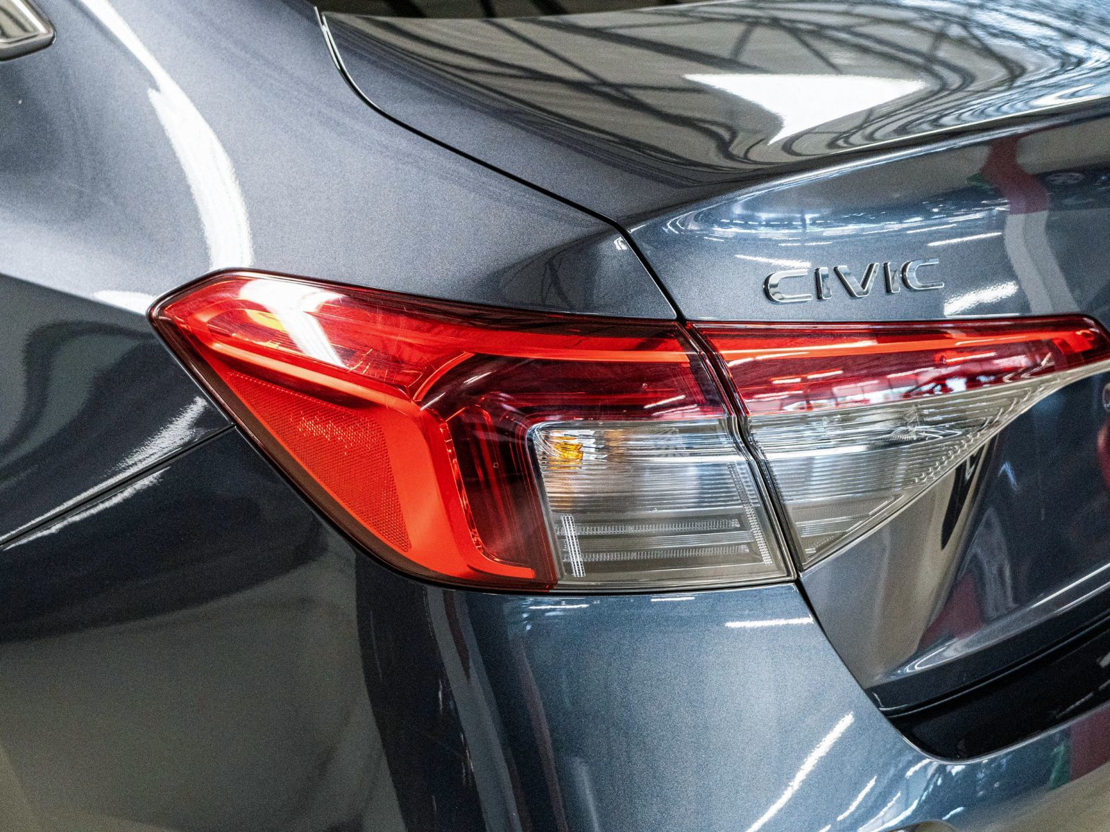 2024 Honda CIVIC SDN EX