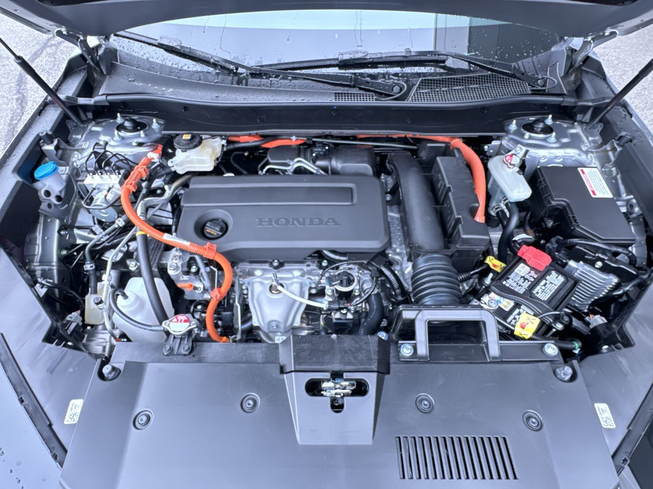 2025 Honda CR-V HYBRID in Dorval, Quebec