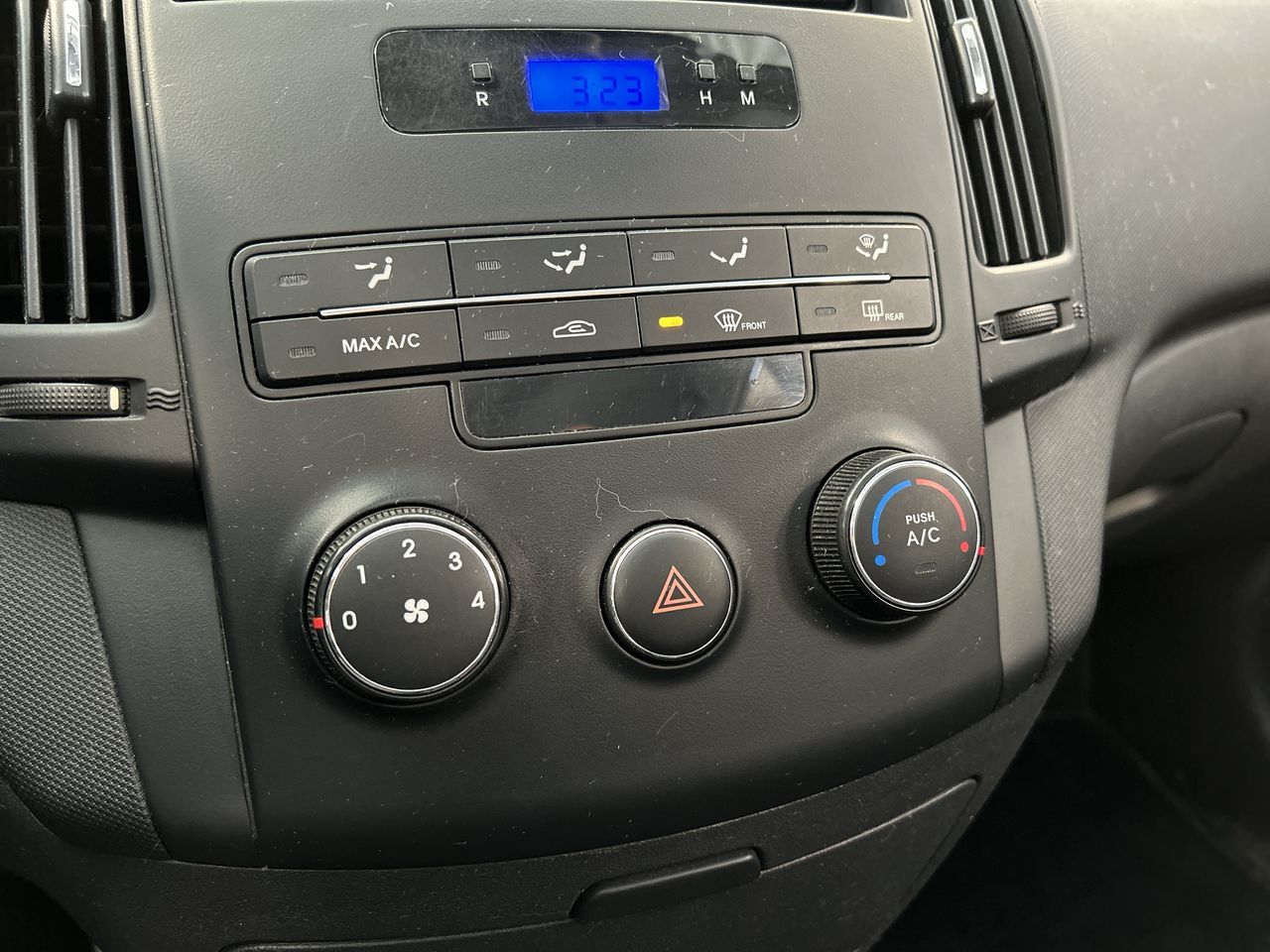 Hyundai Elantra Touring  2012