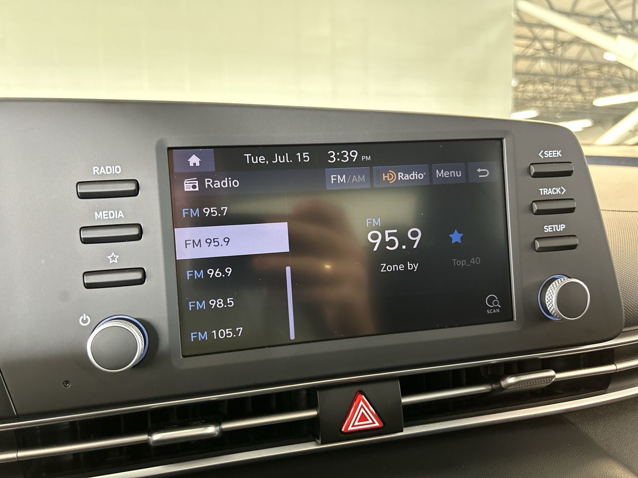 Hyundai Elantra  2022 à Dorval, Québec
